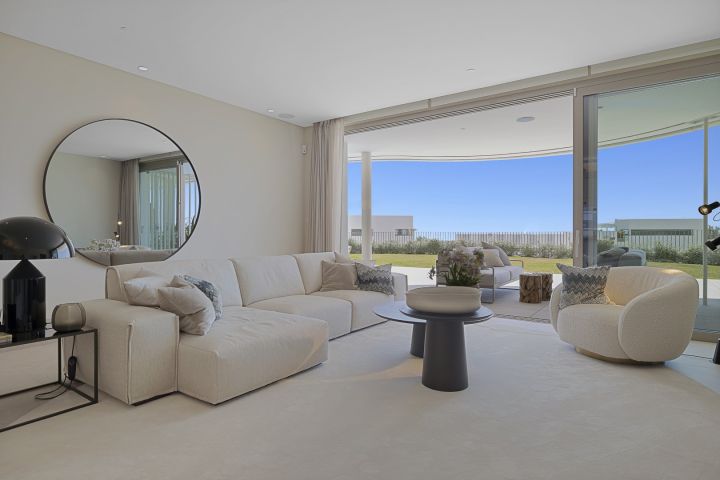 The View 102 - Contemporary Luxury Apartment in Private Community