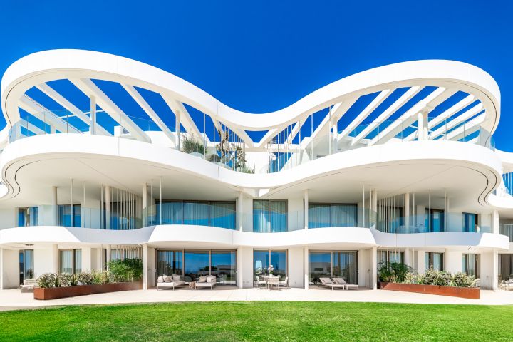 The View 102 - Contemporary Luxury Apartment in Private Community