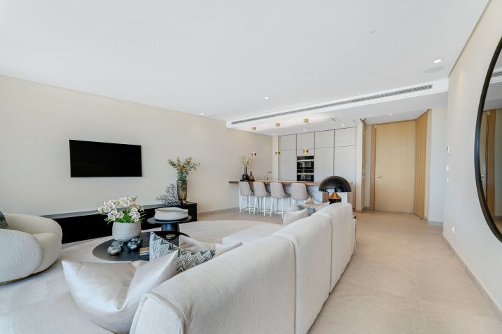 The View 102 - Contemporary Luxury Apartment in Private Community