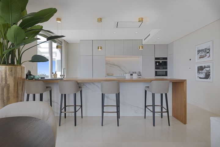 The View Penthouse - Fascinating Property in Exclusive Complex