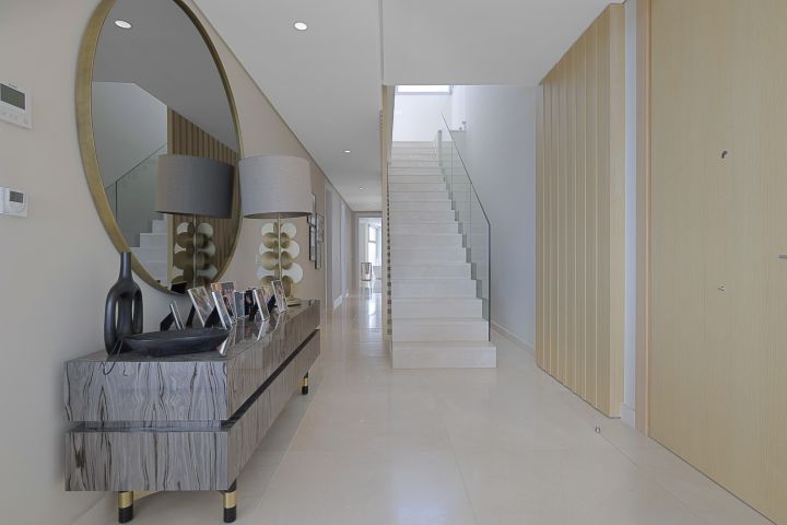 The View Penthouse - Propriété fascinante dans un complexe exclusif