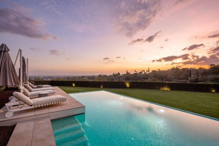 The Hills 1 - Unique Luxurious Frontline Golf Villa