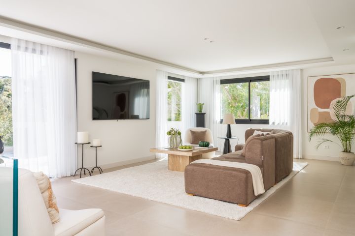 Villa à Nueva Andalucia - Une maison impressionnante dans un emplacement enviable
