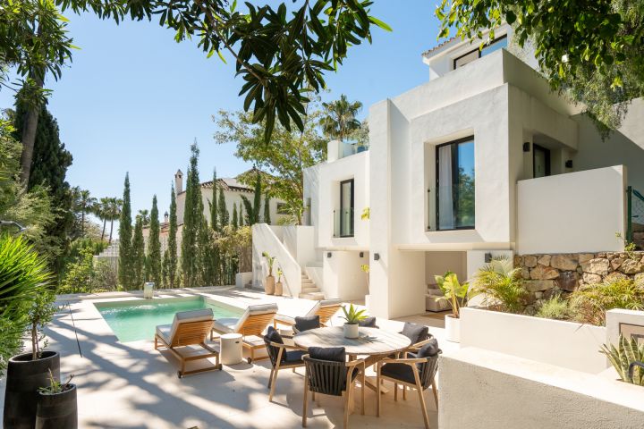 Villa à Nueva Andalucia - Une maison impressionnante dans un emplacement enviable