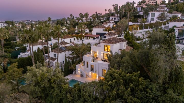 Villa à Nueva Andalucia - Une maison impressionnante dans un emplacement enviable
