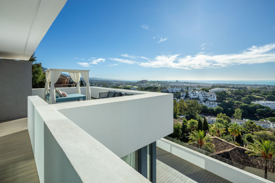 Herrojo 88 - Espaciosa propiedad contemporánea con vistas panorámicas al mar en La Quinta