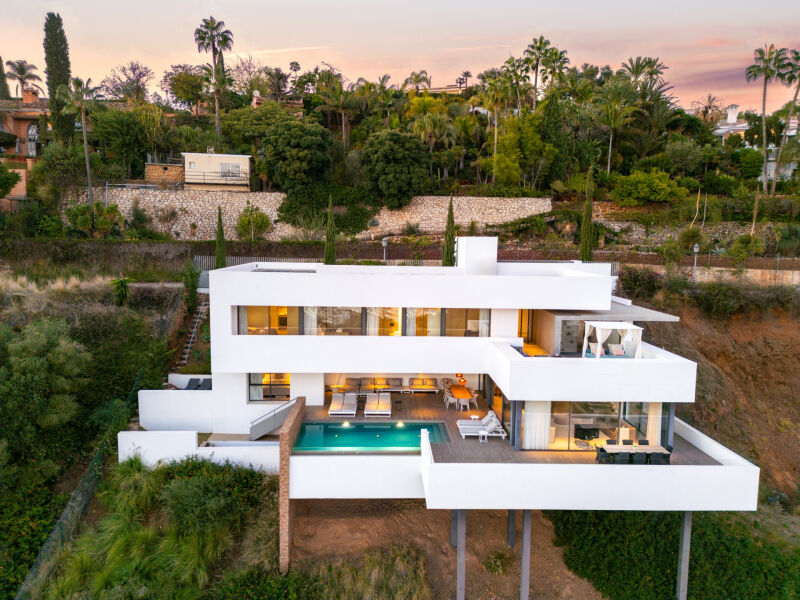 Herrojo 88 - Espaciosa propiedad contemporánea con vistas panorámicas al mar en La Quinta