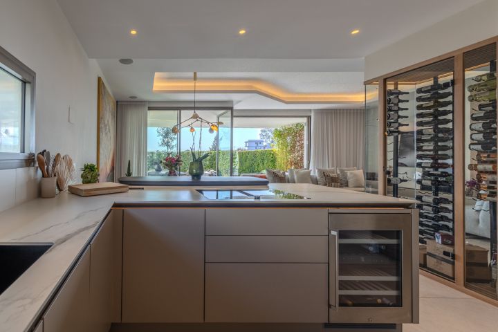 Celeste 6 - Fantastic Property with Sea Views