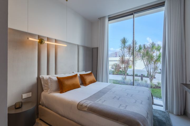 Celeste 6 - Fantastic Property with Sea Views