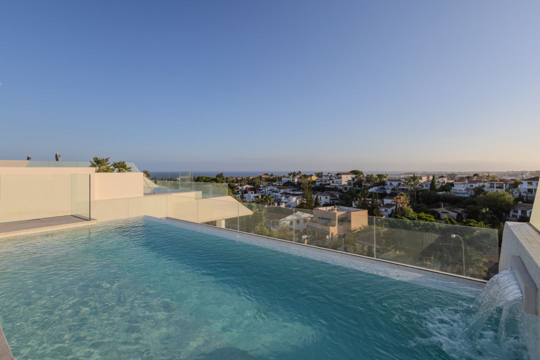 Celeste 6 - Fantastic Property with Sea Views