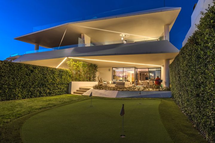 Celeste 6 - Fantastic Property with Sea Views