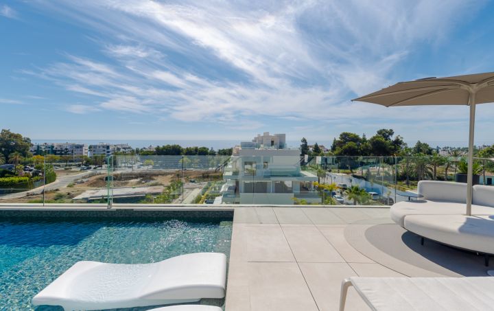 Triplex in Benalus - Extraordinary Home in Marbella Golden Mile
