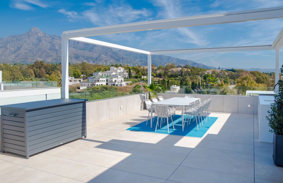 Benalus Triplex - Casa extraordinaria en la Milla de Oro de Marbella