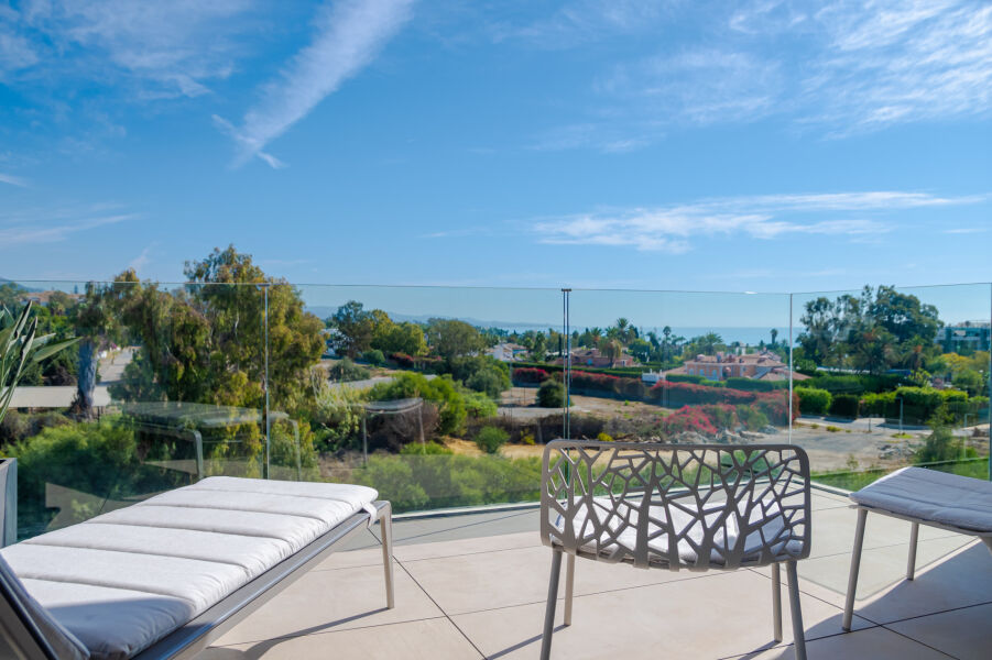 Benalus Triplex - Casa extraordinaria en la Milla de Oro de Marbella
