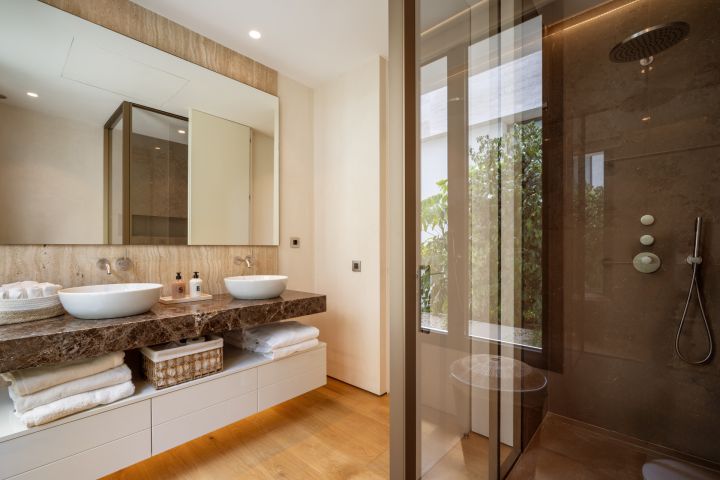 Epic 13 - Bespoke Property with Interiors by Fendi Casa