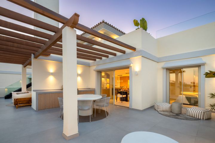 Belvederes 23 - Refined Modern Home offering Golf Views