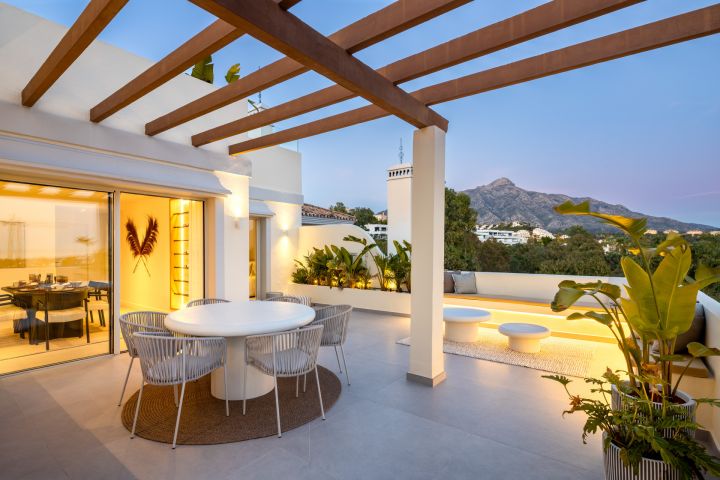 Belvederes 23 - Refined Modern Home offering Golf Views