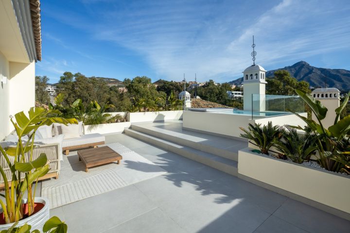 Belvederes 23 - Refined Modern Home offering Golf Views