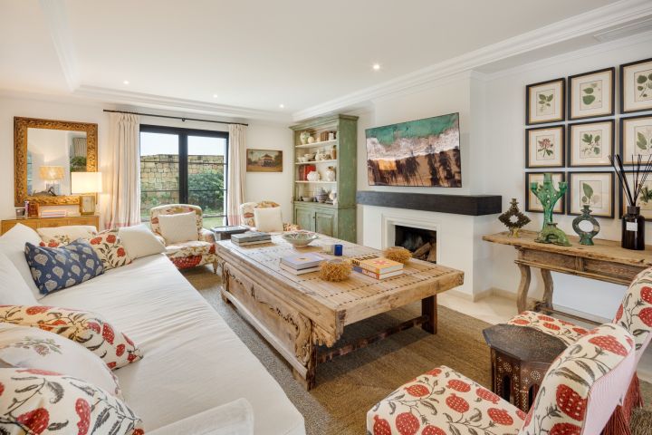 La Quinta 193 - Elegant Villa with Panoramic Views