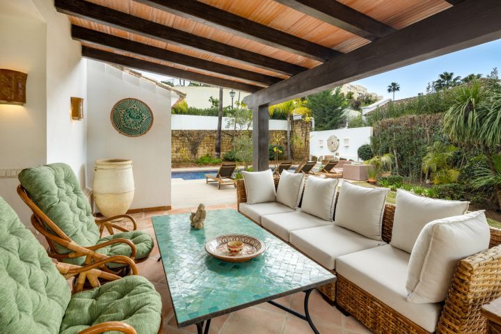 La Quinta 193 - Elegant Villa with Panoramic Views