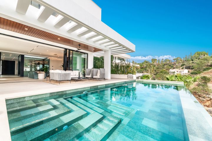 Villa con 6 dormitorios y 7 baños - Casa Moderna Única en El Madroñal