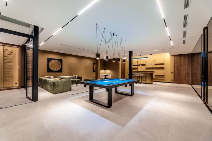 Villa con 6 dormitorios y 7 baños - Casa Moderna Única en El Madroñal