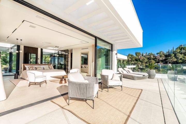 Villa con 6 dormitorios y 7 baños - Casa Moderna Única en El Madroñal