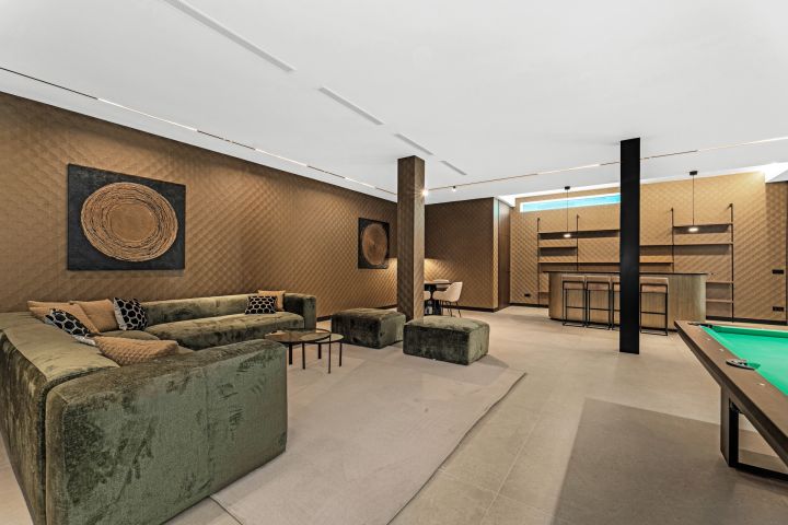 Villa con 6 dormitorios y 7 baños - Casa Moderna Única en El Madroñal