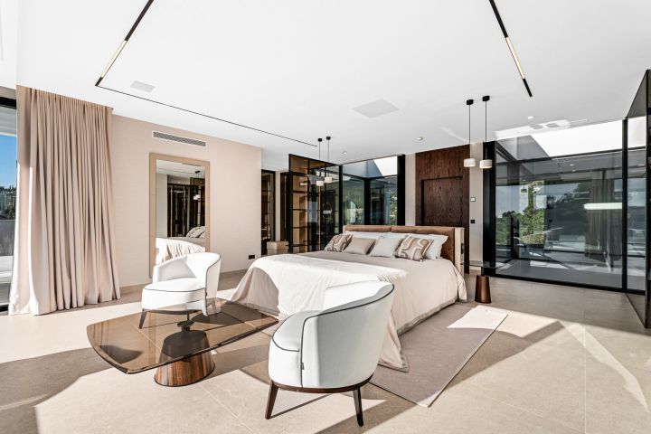 Villa con 6 dormitorios y 7 baños - Casa Moderna Única en El Madroñal
