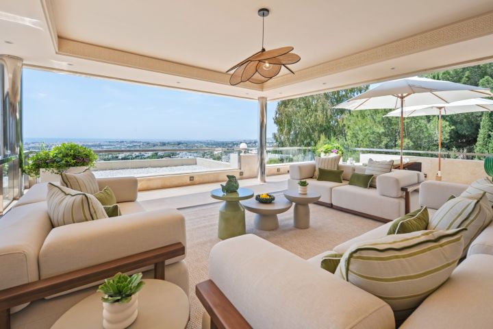 Feroz - A Penthouse in the sky in Nueva Andalucia