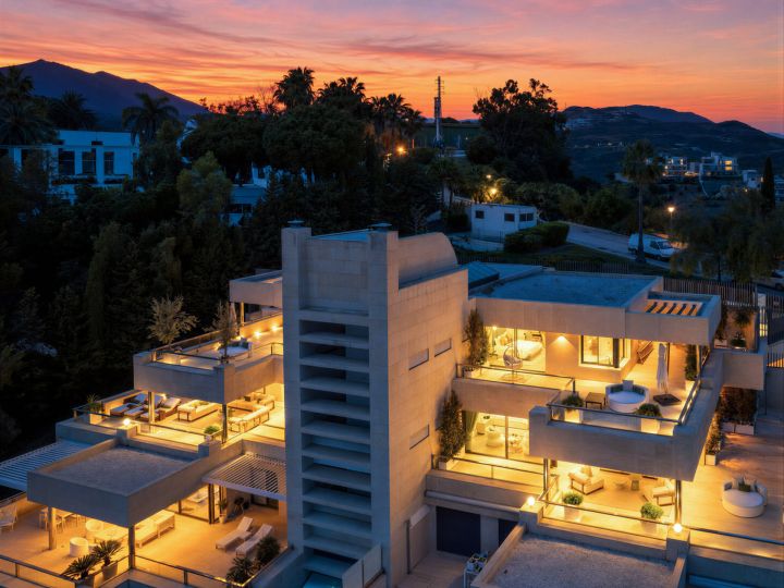 Feroz - A Penthouse in the sky in Nueva Andalucia