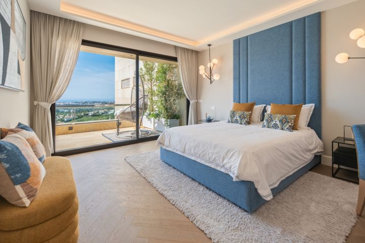 Feroz - A Penthouse in the sky in Nueva Andalucia