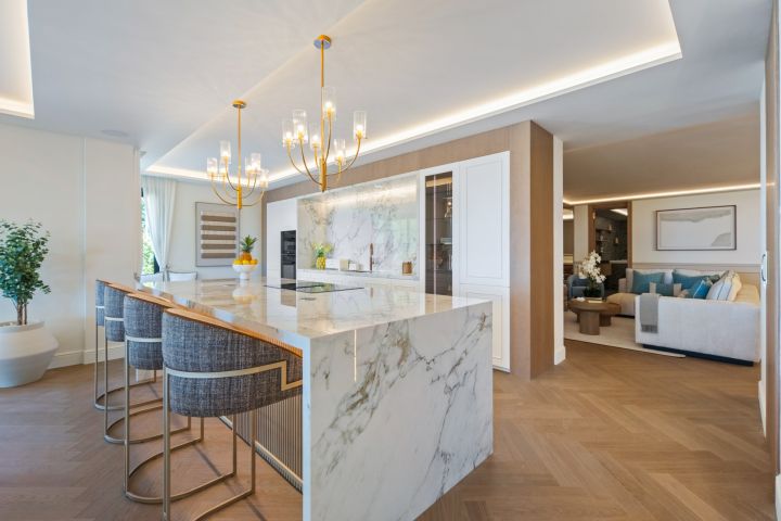 Feroz - A Penthouse in the sky in Nueva Andalucia