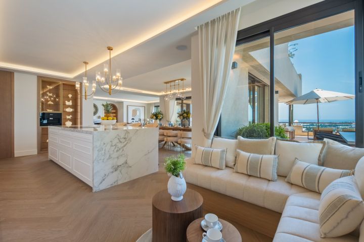 Feroz - A Penthouse in the sky in Nueva Andalucia