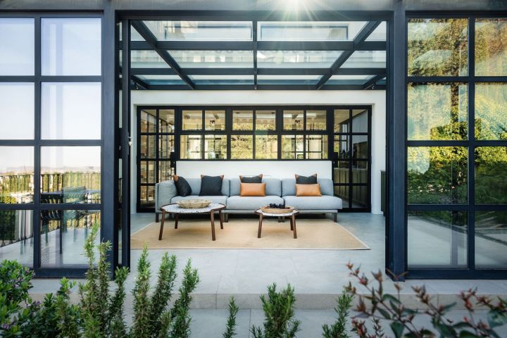Villa Vivaldi - Modern Elegant Villa with Andalusian Charm in Sierra Blanca