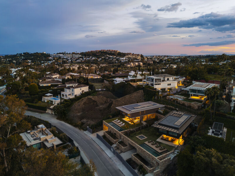 Cerquilla 57B - Elegante Vivienda Premium con Vistas Panorámicas