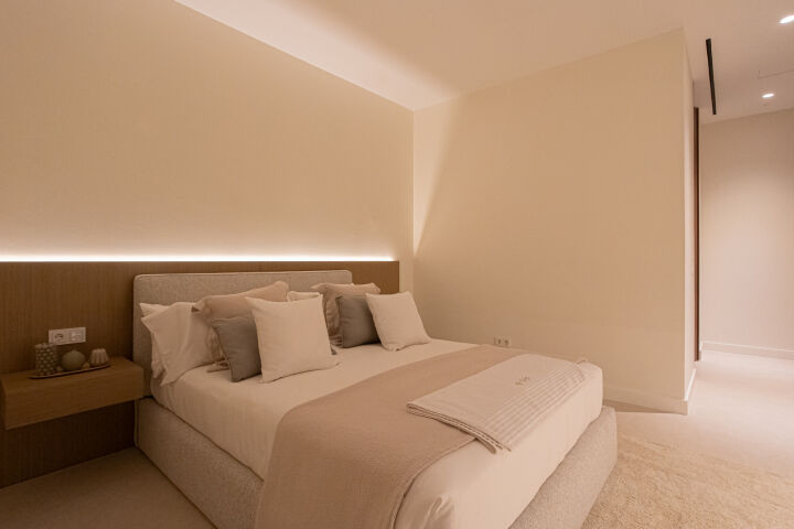 Los Monteros 10 - Beachside Residence in Marbella East
