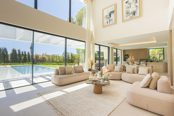 Los Monteros 10 - Beachside Residence in Marbella East
