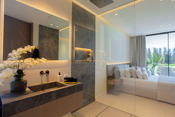 Los Monteros 10 - Beachside Residence in Marbella East