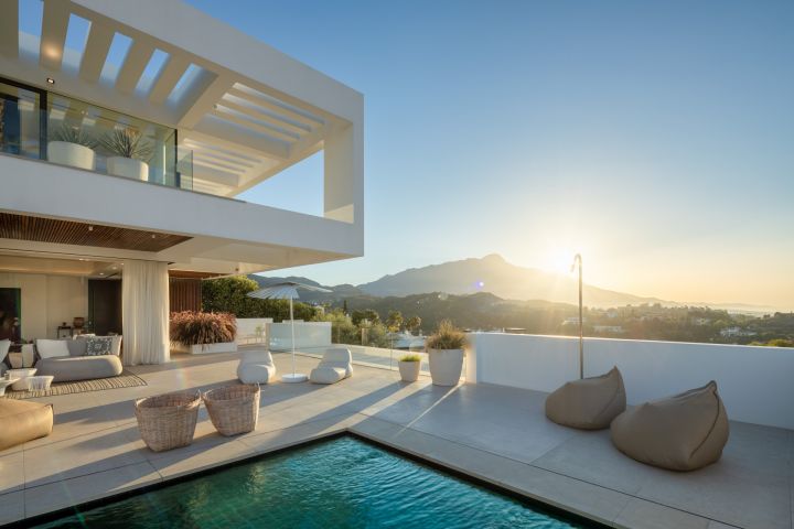Villa Mika - Luxury Property with Sea Views