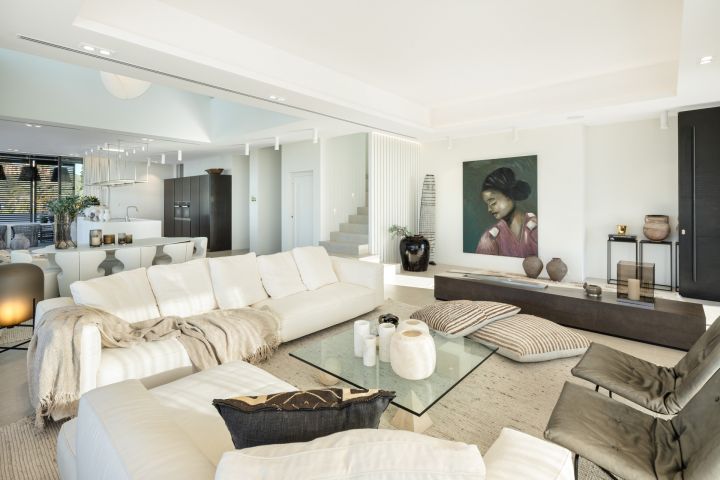 Villa Mika - Luxury Property with Sea Views