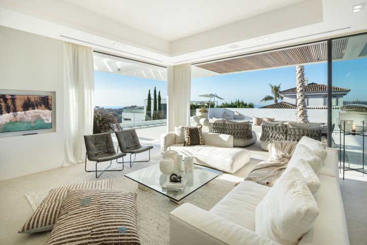 Villa Mika - Luxury Property with Sea Views