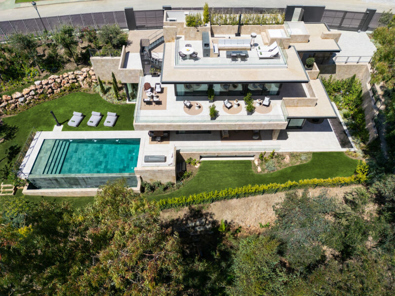Villa Selene - Un Oasis Armonioso de Lujo y Sostenibilidad