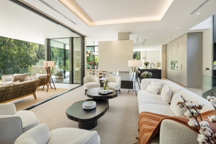 Villa Selene - A Harmonious Oasis of Luxury and Sustainability