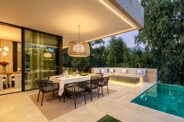 Villa Selene - Un Oasis Armonioso de Lujo y Sostenibilidad