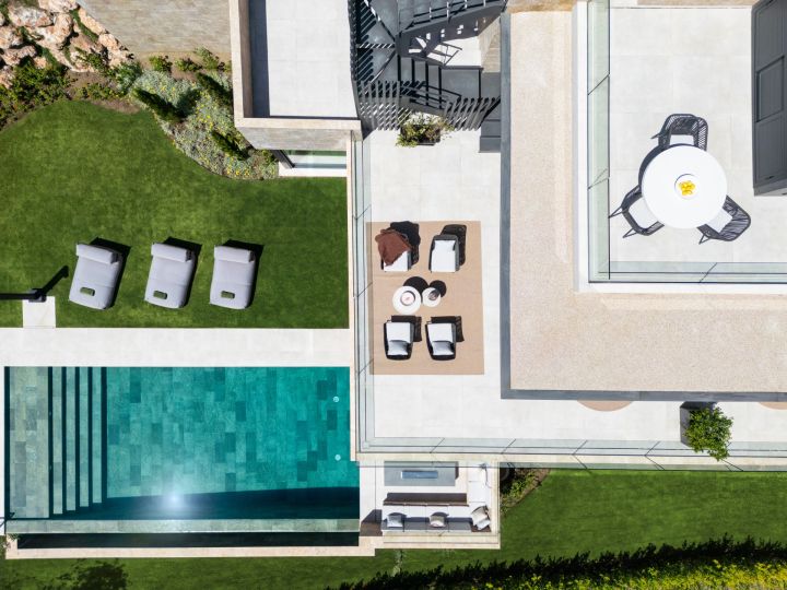 Villa Selene - Un Oasis Armonioso de Lujo y Sostenibilidad