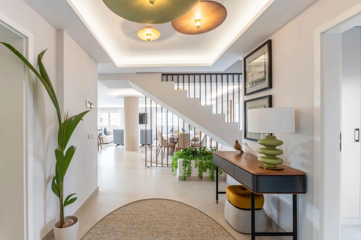 Duplex Penthouse avec 5 chambres et 4 salles de bain - Spacieuse maison haut de gamme au charme andalou