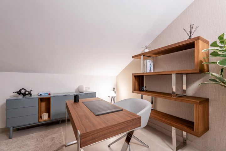 Duplex Penthouse avec 5 chambres et 4 salles de bain - Spacieuse maison haut de gamme au charme andalou
