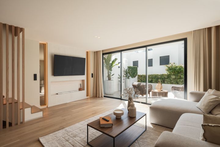 Maison Vanguard - Elegant Contemporary Property with Stunning Sea Views