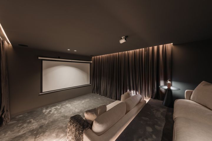 Maison Vanguard - Elegant Contemporary Property with Stunning Sea Views